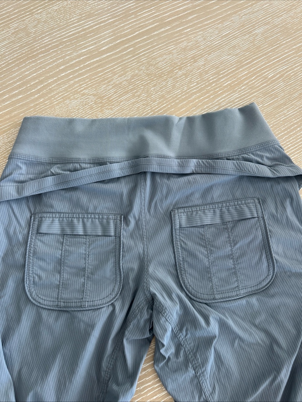Lululemon Dance Studio Track Pants Women’s 8 Gray Pinstripe Mid Rise Pockets - Picture 9 of 9